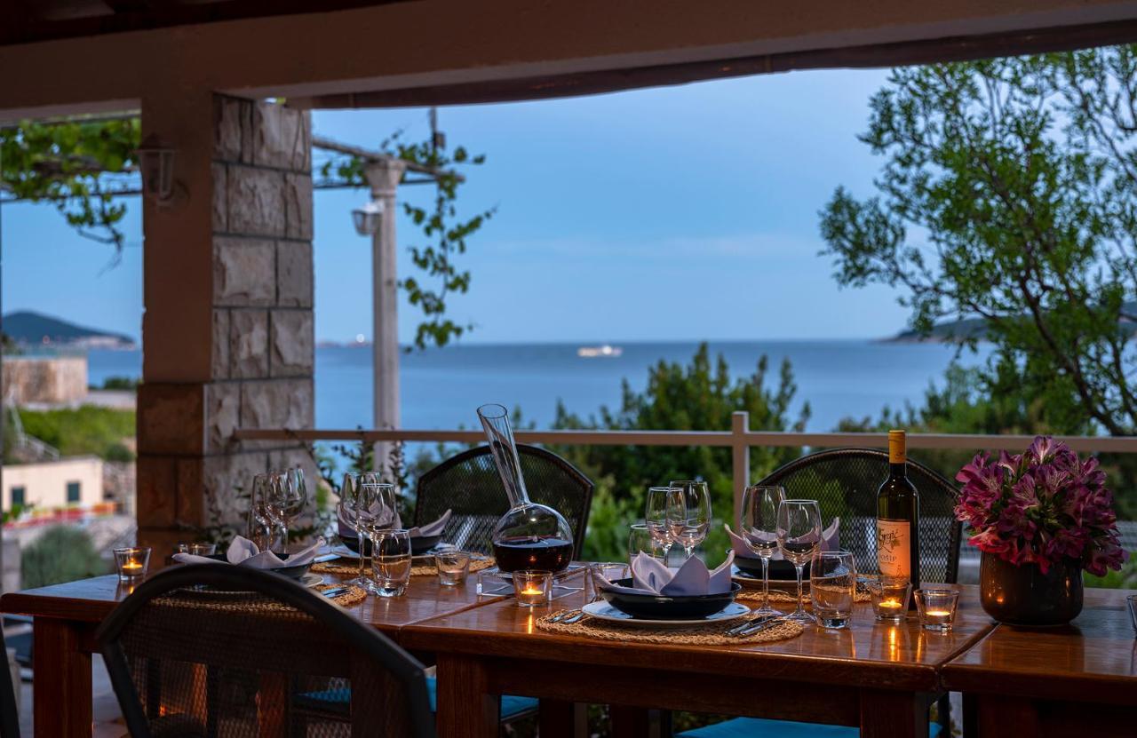 ホテル サン ガーデンズ ドゥブロブニク オラサック エクステリア 写真 The restaurant