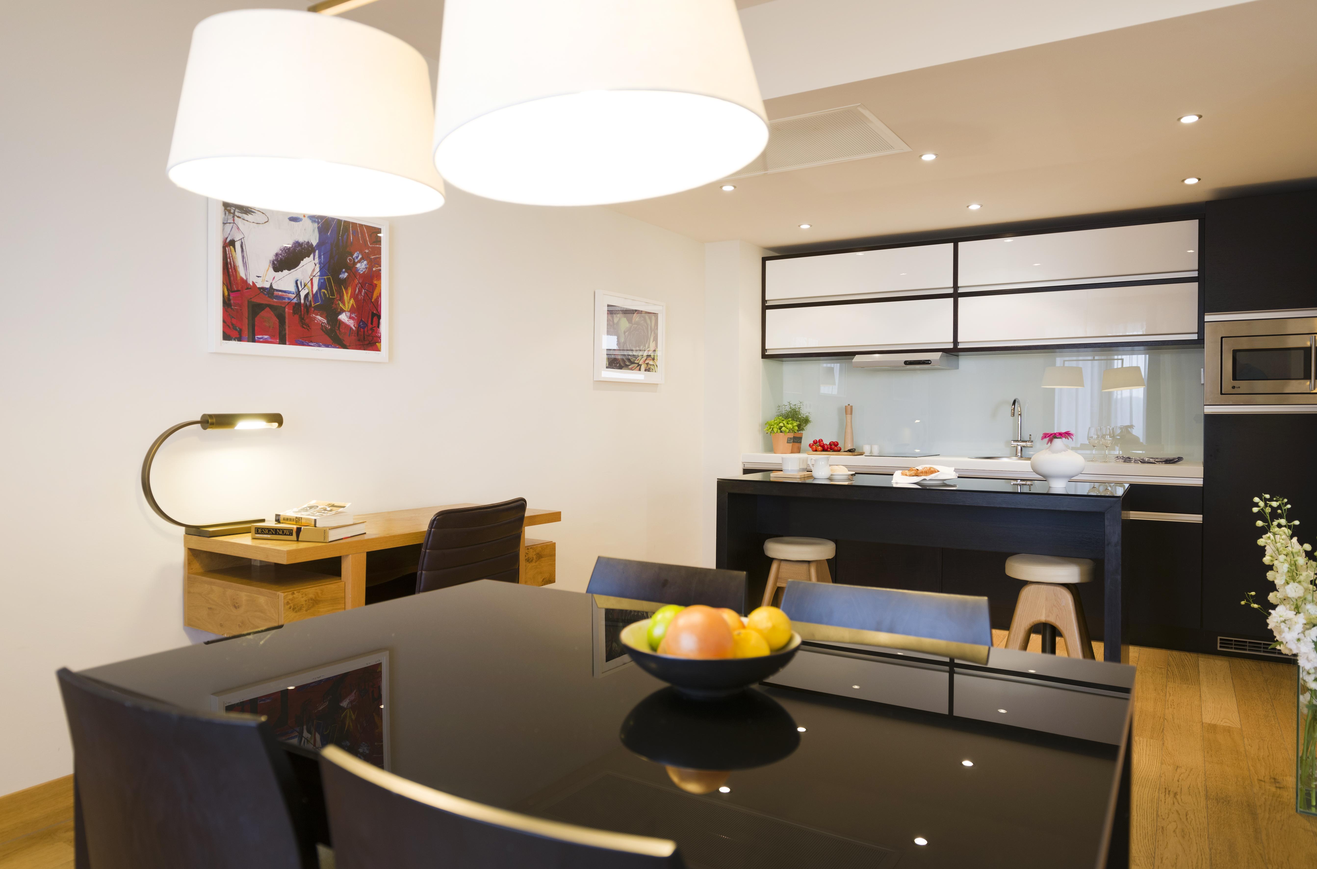 ホテル サン ガーデンズ ドゥブロブニク オラサック エクステリア 写真 A modern kitchen