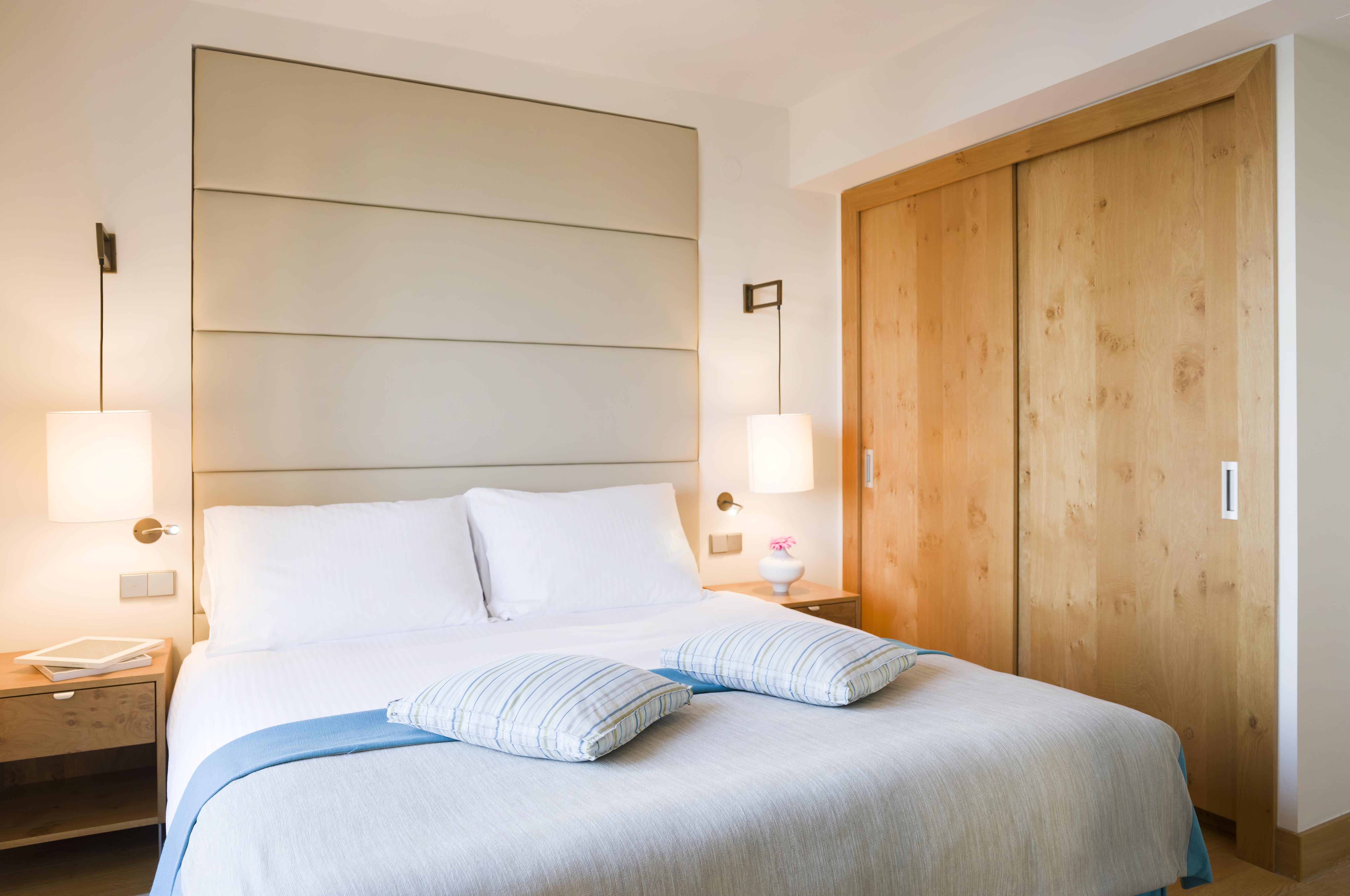 ホテル サン ガーデンズ ドゥブロブニク オラサック エクステリア 写真 A bedroom