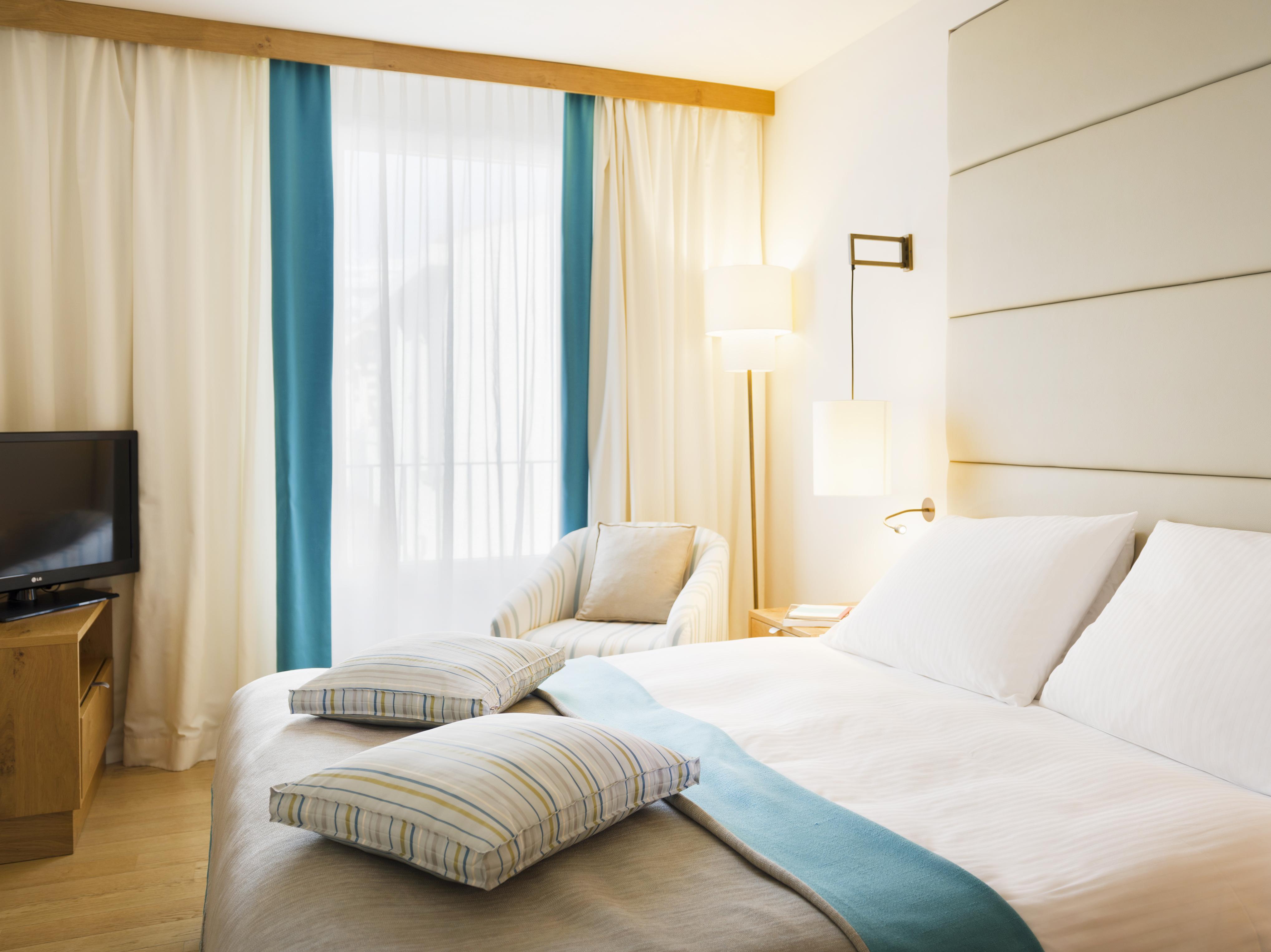 ホテル サン ガーデンズ ドゥブロブニク オラサック エクステリア 写真 A room at the hotel
