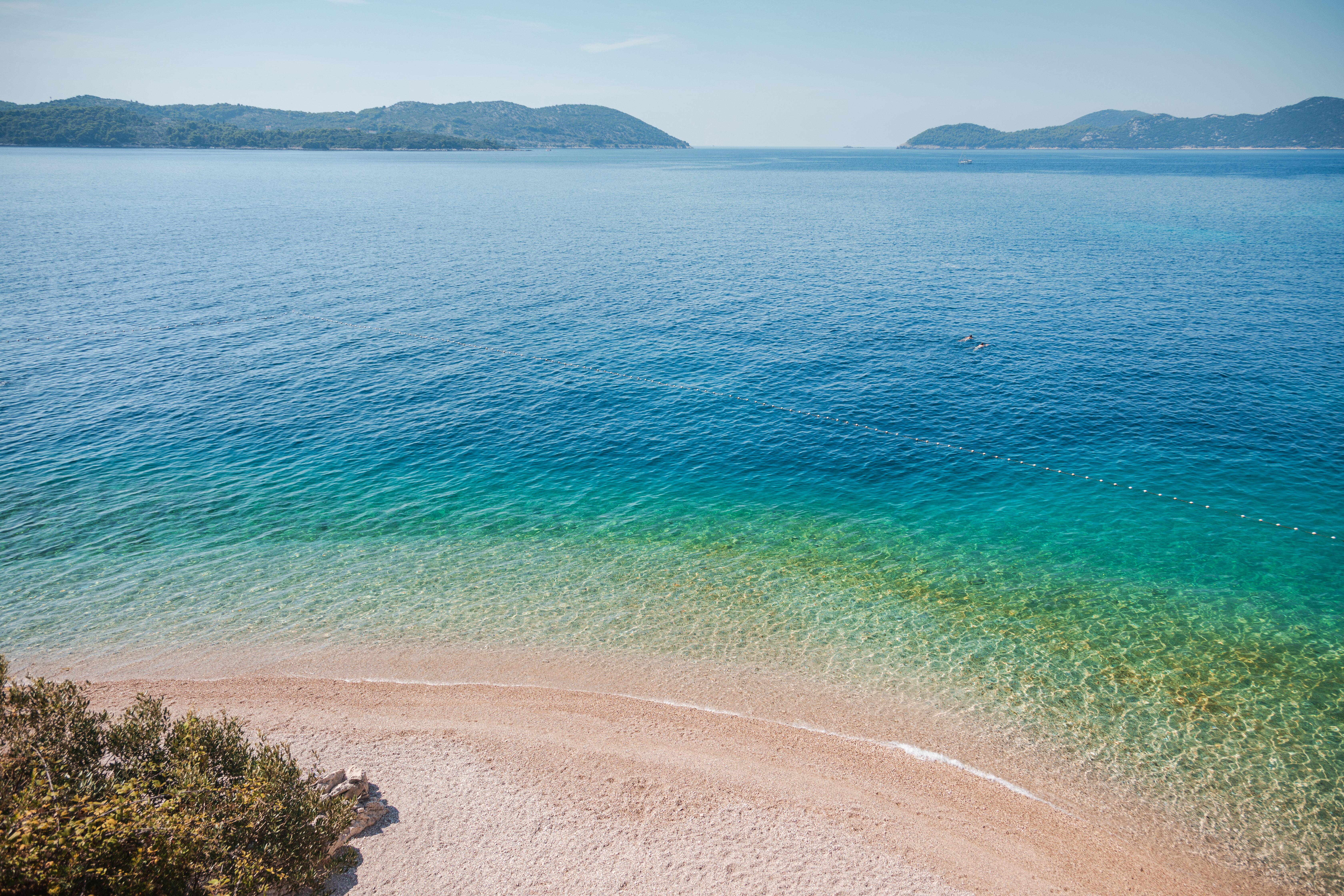 ホテル サン ガーデンズ ドゥブロブニク オラサック エクステリア 写真 The sea at the coast of Croatia