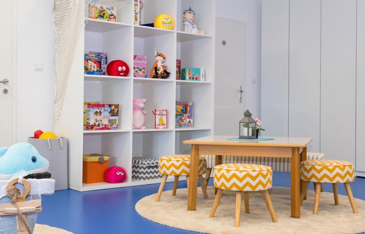 ホテル サン ガーデンズ ドゥブロブニク オラサック エクステリア 写真 A child's room
