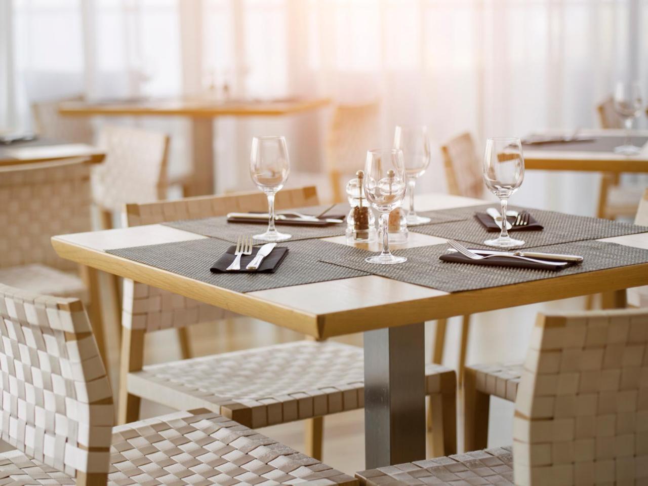 ホテル サン ガーデンズ ドゥブロブニク オラサック エクステリア 写真 Restaurant interior